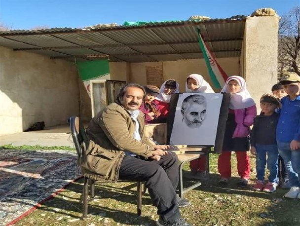 ترویج مکتب حاج قاسم در دورافتاده‌ترین روستای کهگیلویه‌وبویراحمد/ قدردانی فرمانده سپاه لنده از معلم و دانش‌آموزان "قاشکمری"+تصاویر