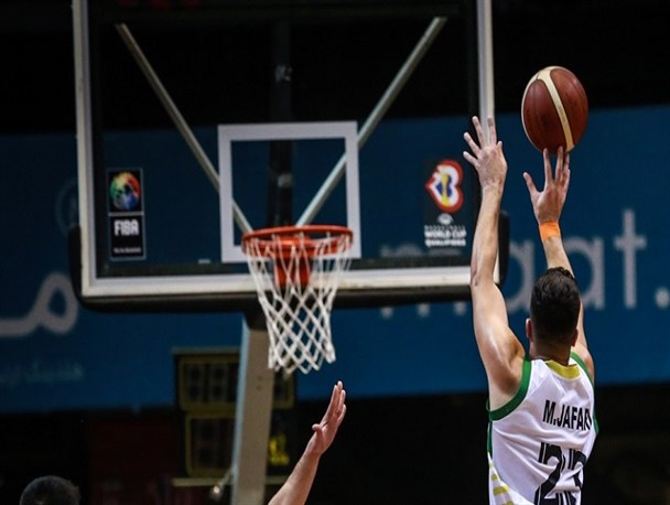 باقری: با حضور ۵۰ نفر تماشاچی از هر تیم مسابقات لیگ بسکتبال را برگزار می‌کنیم/ تعداد محدودی صندلی برای حضور بانوان در نظر گرفتیم