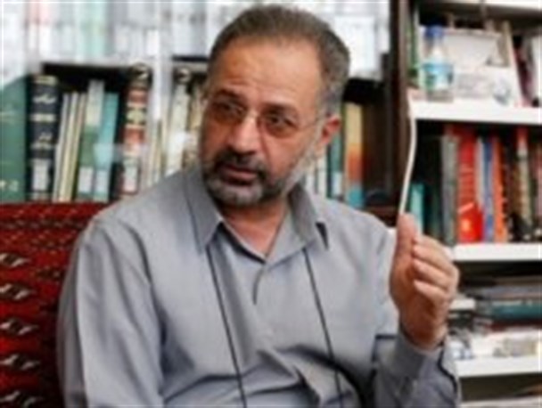 ادامه توهین و تحقیر غرب، تو سری هایی است که می خوریم/ رهبری اجازه نمی دهند با آبرو و شرف مردم ایران به بهانه مذاکره بازی شود