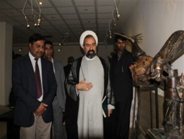 گزارش تصویری/ بازدید سرکنسولگر پاکستان از نگارخانه استاد آویشی