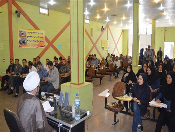 همایش راهکارهای سبک ازدواج آسان در مرودشت برگزار شد