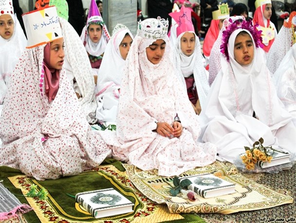جشن تکلیف دانش‌آموزان دختر پلدشت برگزار شد/تصاویر