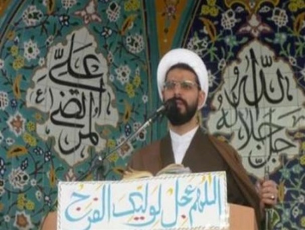 پوچ گرائی جوانان و جامعه، نتیجه توجه به غرب است/ وظیفه اصلی امت اسلام مبارزه با جاهلیت مدرن است