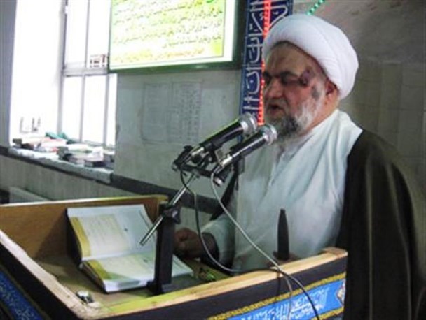مسئولان و نمایندگان مجلس خدمتگزاری به مردم را در اولویت کار خود تعریف کنند
