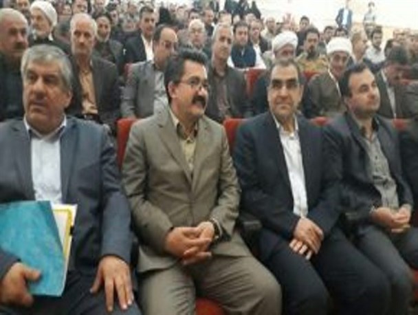 مسئولان شهرستانی و تبلیغات به نفع کاندیدای دولتی