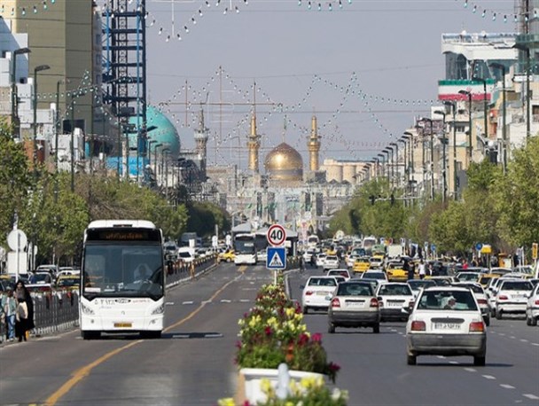 اعزام خانواده های شهدا و جانبازان شهرستان سرپلذهاب به حرم رضوی