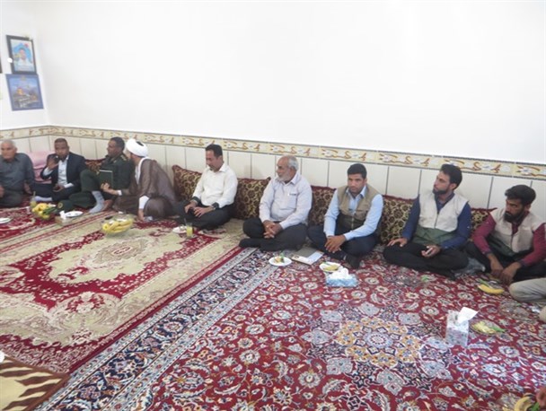 دیدار با خانواده نخستین شهید مدافع حرم هرمزگان عبد الحمید سالاری