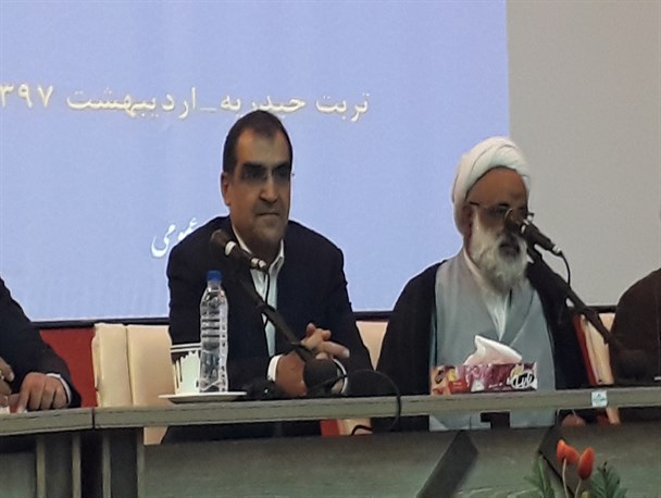 مطالبات را منطقی و  واقعی منعکس کنیم