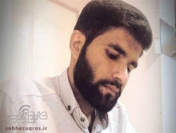 برخی تشکل های دانشجویی فقط اسم اسلام و انقلاب را یدک می کشند