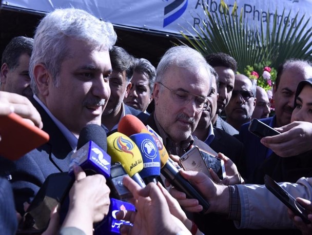 ارز ۴۲۰۰ تومانی گره گشای تقویت اقتصاد بیمار صنعت دارو در کشور/ چهار داروی ضد سرطان و دیابت در البرز رونمایی شد