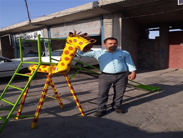 خلاقیت اگزوزبند دهدشتی با استفاده از وسایل دور ریختنی + تصاویر