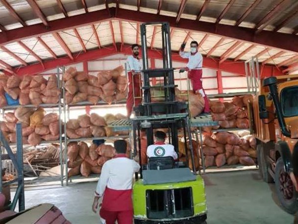 لزوم نوسازی ناوگان خودرویی هلال احمر استان زنجان/ موجودی انبار‌های هلال احمر استان زنجان ۲ درصد کل جمعیت شهری است