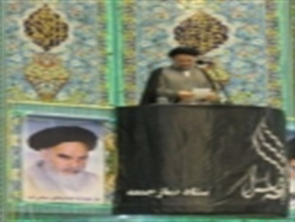 پشت میز نشینی تفکر اشتباهی است که بین جوانان مرسوم شده است