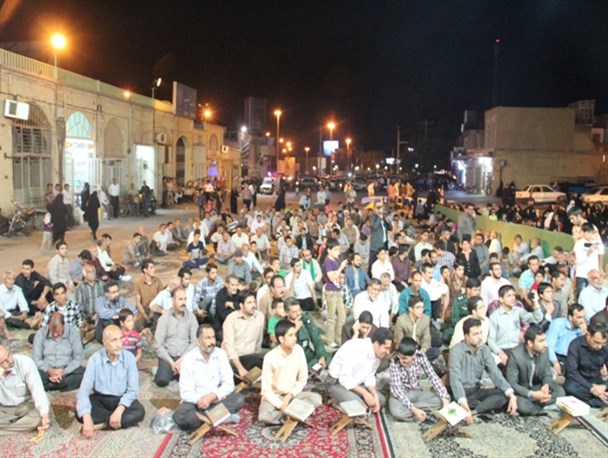 تصاویر/ دومین شب مراسم گرامیداشت سالگرد ارتحال امام(ره) و قیام ۱۵ خرداد در تفت از