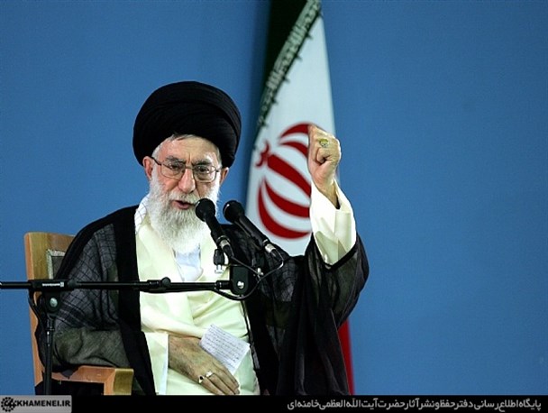 چه شد که مقام معظم رهبری برای اولین بار از سیلی خوردن ملت ایران سخن گفتند ؟!