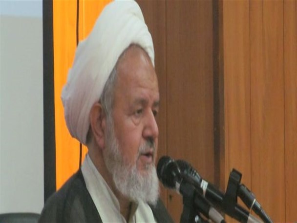 برخی امام را بر اساس منافع خود معرفی می‌کنند / آمریکا با تغییر تاکتیک به دنبال راه اندازی جنگ بین تمدنی است