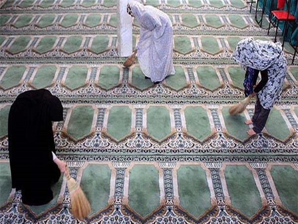 غبار روبی مساجد کهنوج بمناسبت فرا رسیدن ماه مبارک رمضان