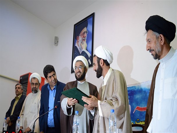 امام جمعه جدید سیدان معرفی شد