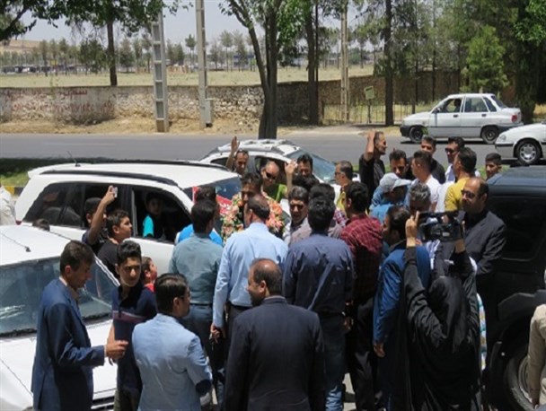 قهرمانان جهانی پاورلیفتینگ در زرقان مورد استقبال قرار گرفتند