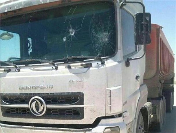 در جاده های مرزی منتهی به بازارچه ماهیرود، امنیت جانی ومالی نداریم