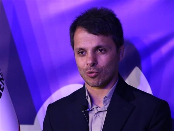 رنگرز: بازسازی ورزشگاه وطنی قائمشهر در ۳ شیفت ۲۴ ساعته پیگیری می‌شود/ عدم صدور مجوز حضور تماشاگر در بازی نساجی عجیب بود