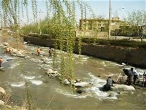 لایروبی کانالهای باز رباط کریم آغاز شد