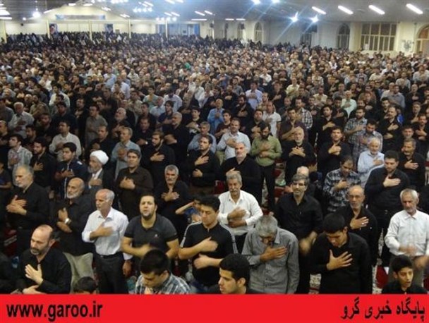 مراسم احیای شب 21 ماه مبارک رمضان در مصلا نهاوند برگزار شد/ گزارش تصویری