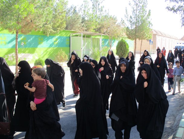 همایش پیاده روی خانوادگی در سبزوار برگزار شد