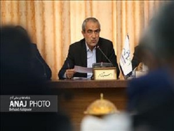 بانک‌هایی که در نبرد اقتصادی حضور ندارند را ستون پنجم دشمن می‌شناسیم/ افتخار نیست که بعد از چهارماه عملکرد بانک‌ها صفر است