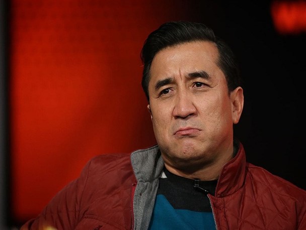 عزیزی: آقای سجادی، دلال‌ها دنبال کی‌روش هستند/ اگر دوست دارید مستعمره شوید، او را بیاورید