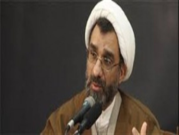 باید ماهواره و اینترنت سالم را تعریف کنیم/ تعارضات و اختلاف سلیقه ی دولت و فعالان فرهنگی حل شود
