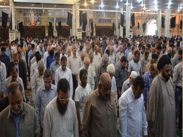 تصاویر/ نماز جمعه بوشهر به امامت آیت الله صفایی بوشهری
