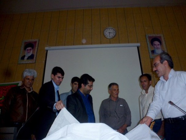 کتاب «بیا به باران بزنیم2» با حضور شاعران مرودشت رونمایی شد + تصاویر