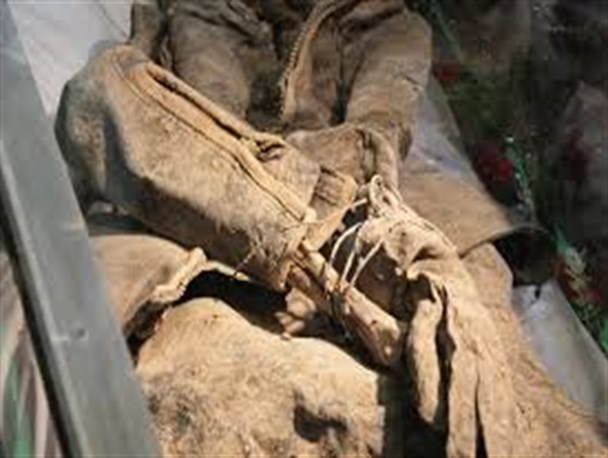 به‌یاد دست بستگان آسمانی