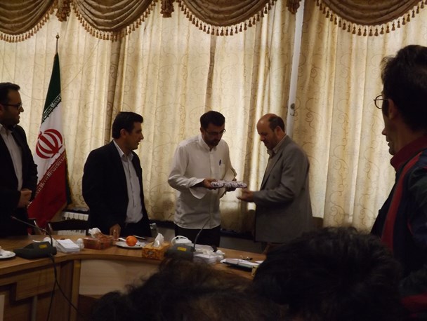 نشست صمیمی خبرنگاران و اصحاب رسانه به مناسبت روز خبرنگار