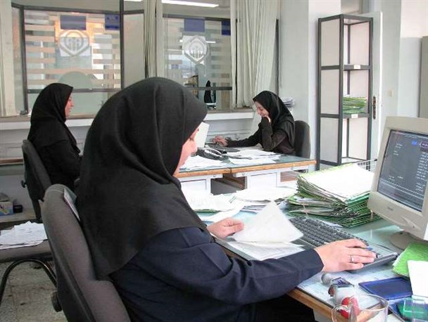 مقابله با پدیده بدحجابی در بخش های خصوصی و دولتی لازم است