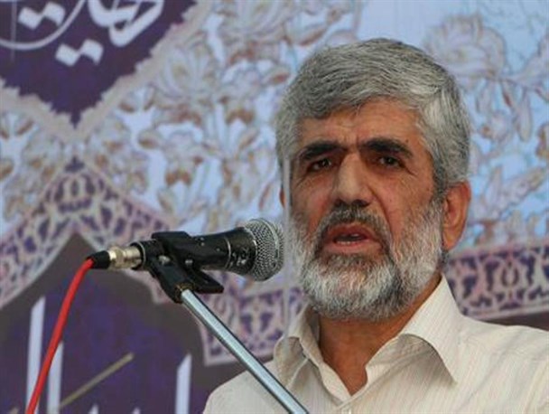 شهدا و جوانان مومن و انقلابی ذخایر این نظام هستند/ رکود و عقب گرد در دانش هسته ای حاصل مذاکره با استکبار