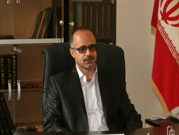 خبرنگاران چشمان بینا و زبان گویای جامعه هستند