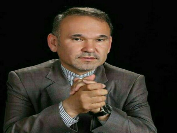 خبرنگاران با قدرت قلم خویش به این نظام کمک کرده اند/ همه مسئولین هم وظیفه دارند از خبرنگاران حمایت کنند