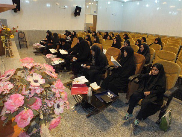 کارگاه آموزشی ارتقاء وبازآموزی معلمان قرآن کریم در نی ریز برگزار شد