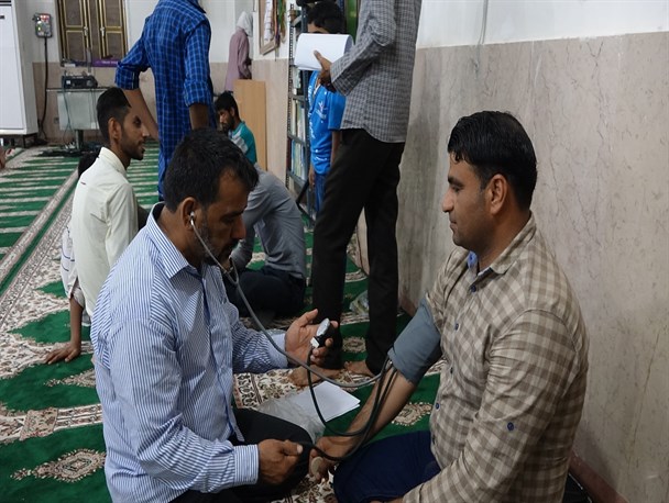 ویزیت 560 نفر از مردم کوهستک با همکاری بسیج پزشکی انجام شد+تصاویر