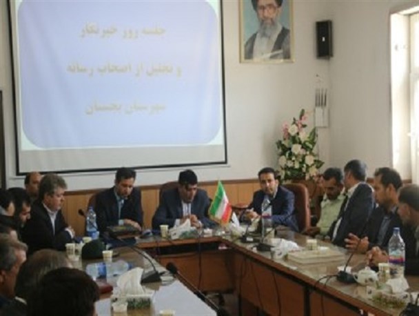شفاف سازی، سیاه نمایی های دشمن وظیفه خبرنگاران است