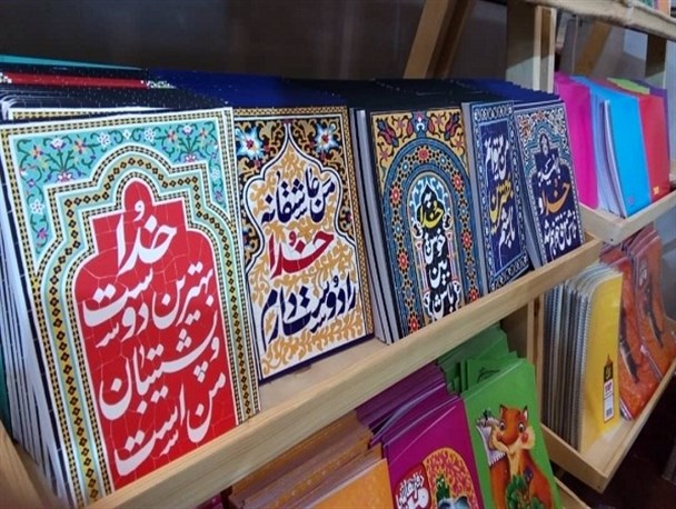 استقبال مردم از «ایران‌نوشت» فوق‌العاده است/ گرانی کاغذ و عدم حمایت دولت موانع جدی پیش روی تولیدکنندگان
