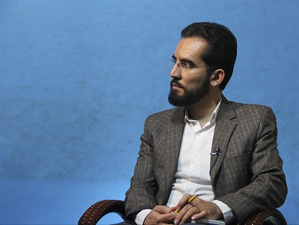 مسئولان ارشد دولتی بیشتر علاقه‌مند به گفتگو با رسانه‌های خارجی هستند/ دسترسی رسانه‌ها به منابع موثق خبری اعتبار آنها در میان مخاطبین را افزایش می‌دهد
