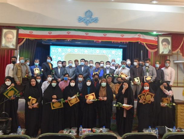 خبرنگار چشم بینا و زبان گویای جامعه است