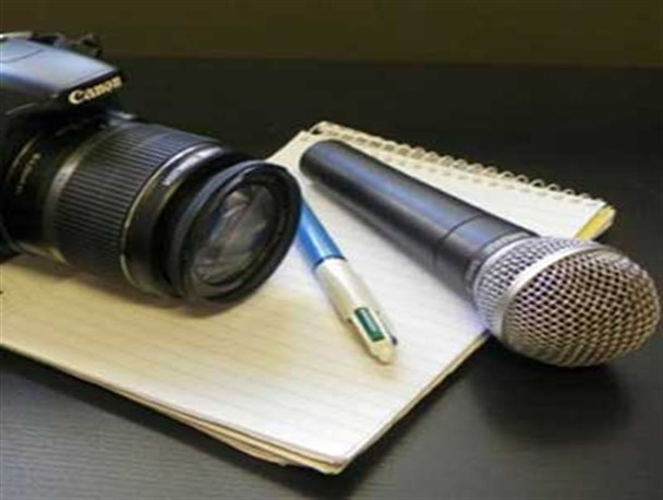 خبرنگاران؛ دغدغه‌مندانی که با شغلی پر چالش مواجه‌اند/ از درآمدهای حداقلی تا استرس‌های حداکثری