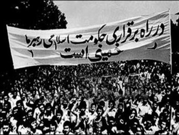 ۱۷شهریور نمادبی پایه وبی اساس بودن رژیم طاغوت و بیداری امت اسلامی است
