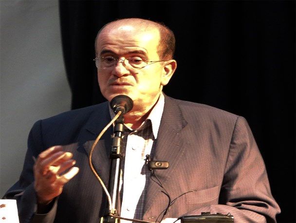 تمام رای هایی که ماده ۱۰۰ صادر می کند خلاف واقع است/انتقاد لاهوتی از نماهای ساختمان و ساخت و سازهای خلاف