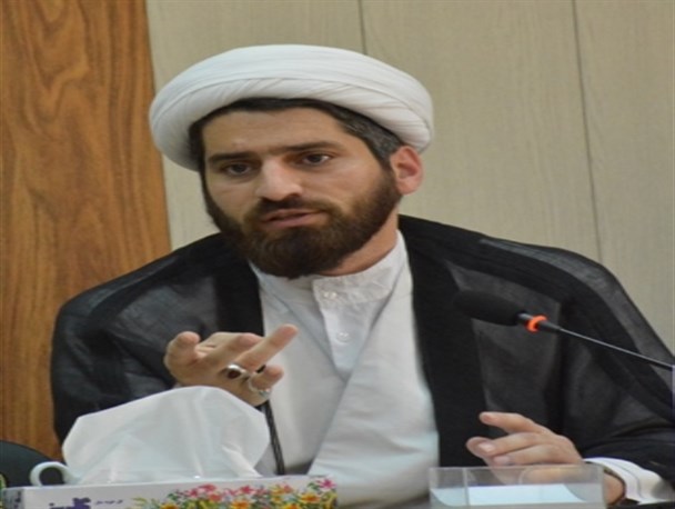 ضعف ولایتمداری برخی مسئولین، زمینه نفوذ دشمن را فراهم میکند