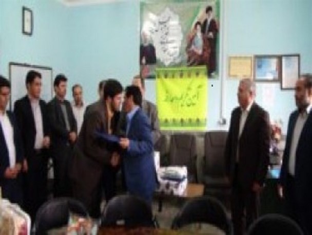 شاکری، رییس اداره آموزش و پرورش منطقه انگوت شد
